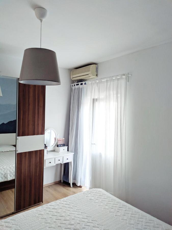 Modern Apartment With 3 Bedrooms マカルスカ エクステリア 写真
